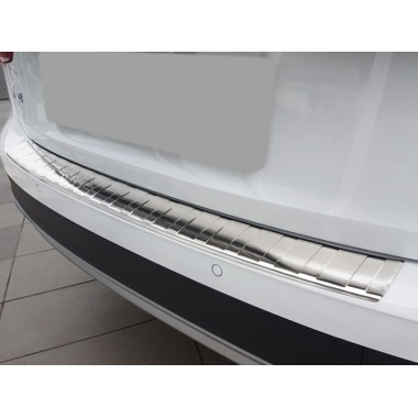 Накладка на задний бампер Audi A4 B9 ALLROAD (2016-) бренд – Avisa главное фото